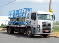 Caminhão Plataforma PAS 6000