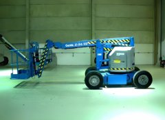 Plataforma com Lança Articulada Genie Z34/22 