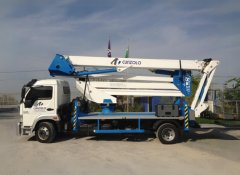 Plataforma Montada sobre Caminhão Socage DAJ332